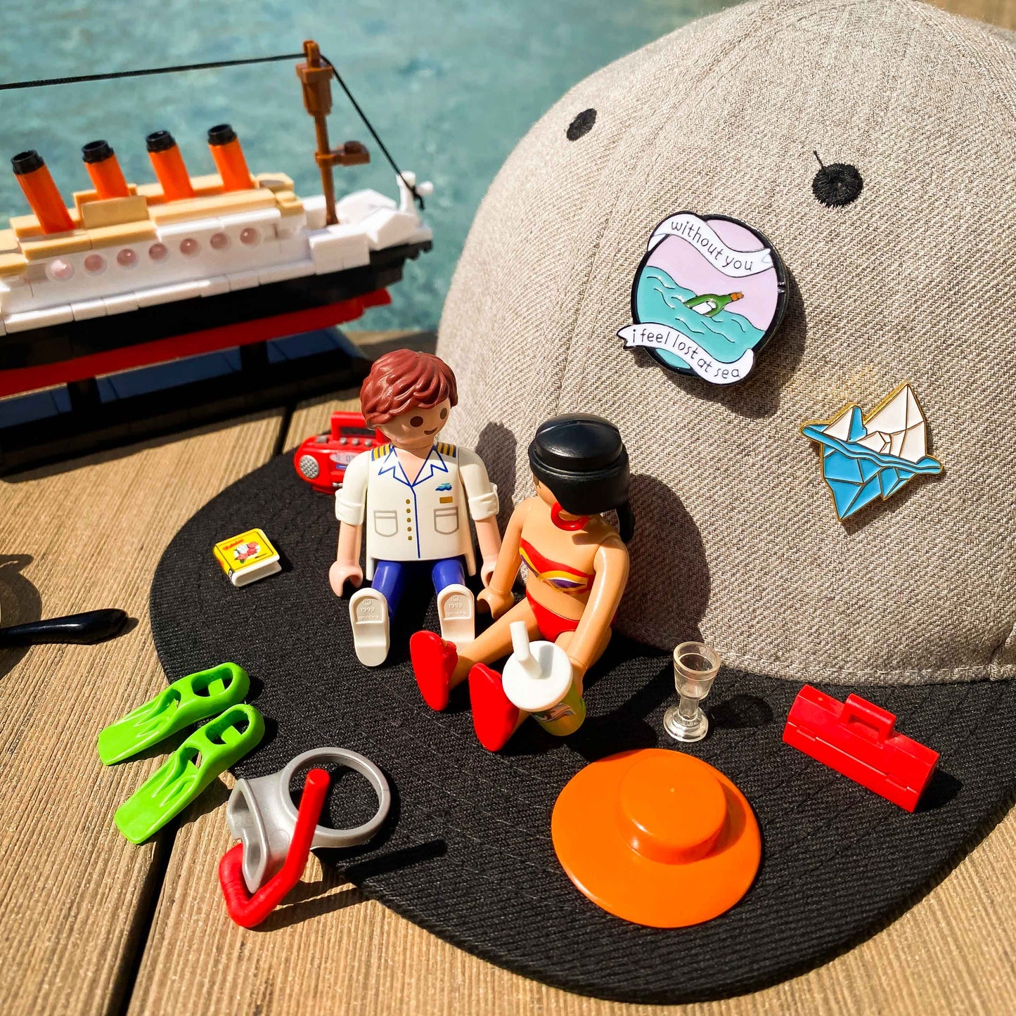 "Lost at sea" Enamel Pin