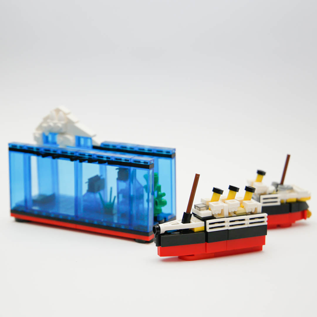 Titanic Break-in-half Building Blocks Toy Set