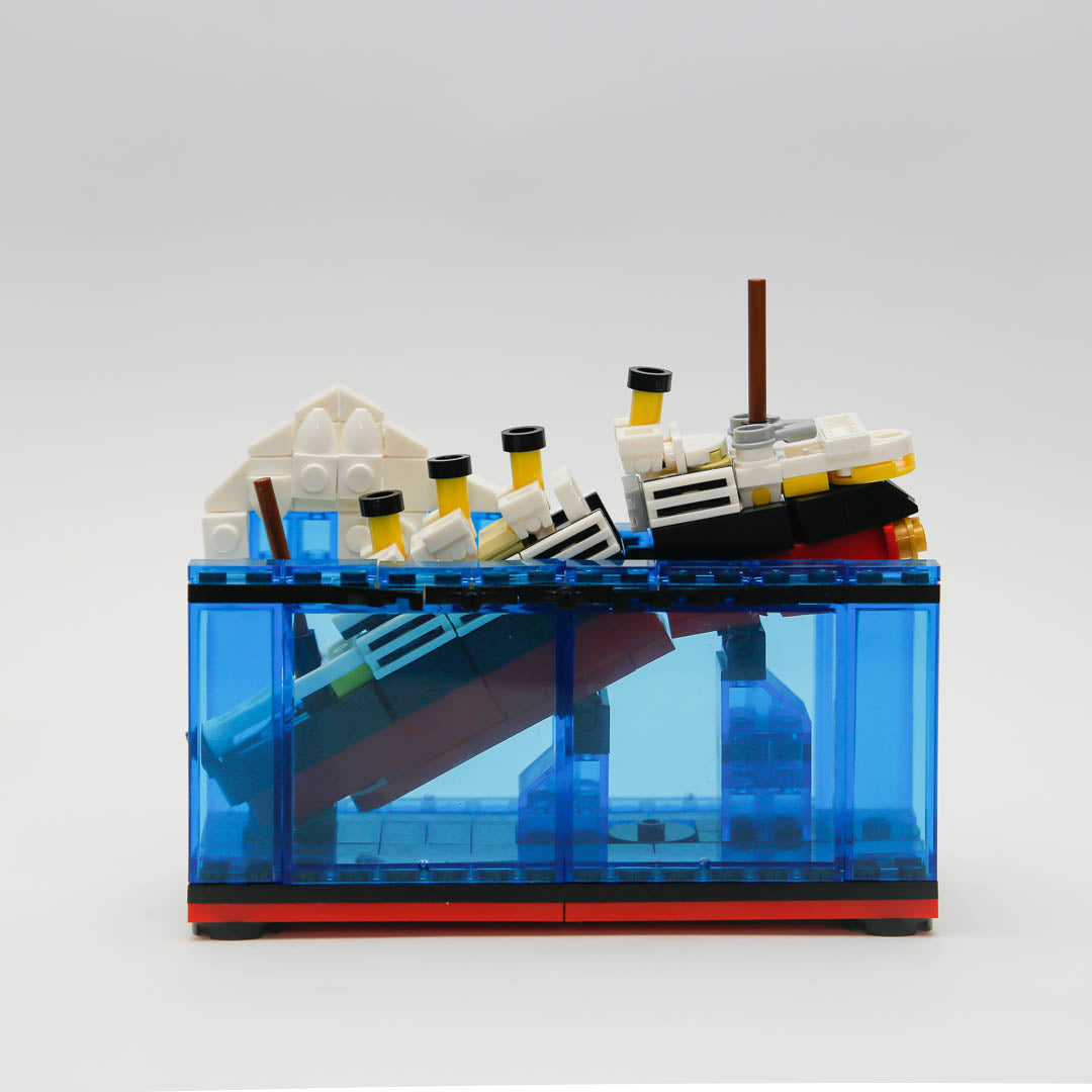 Titanic Break-in-half Building Blocks Toy Set
