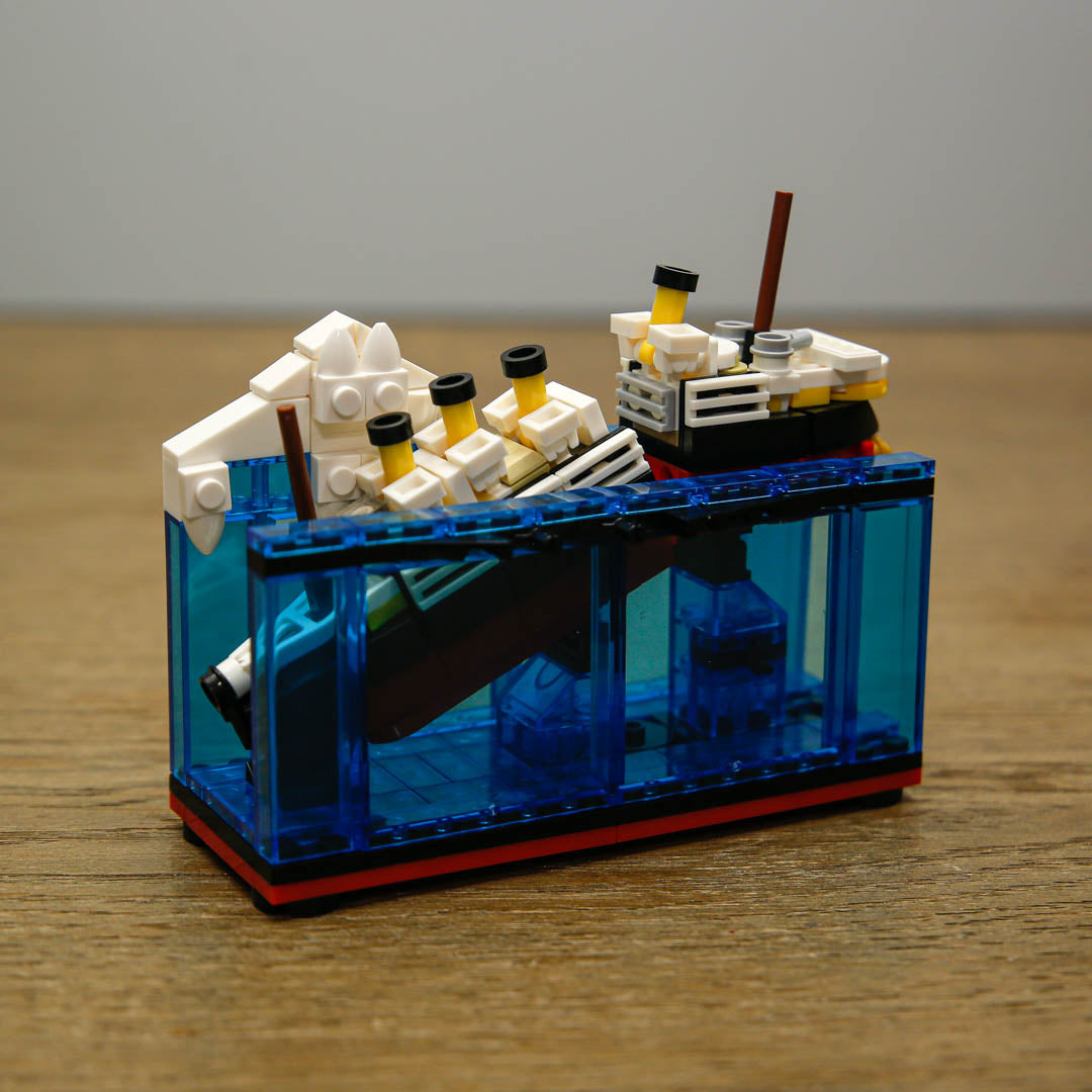 Titanic Break-in-half Building Blocks Toy Set